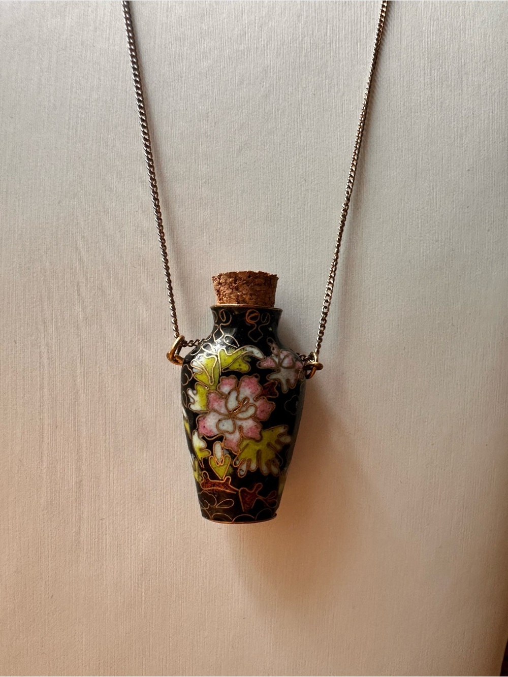 Vintage Cloisonné Floral Black Mini Vase Pendant  Necklace